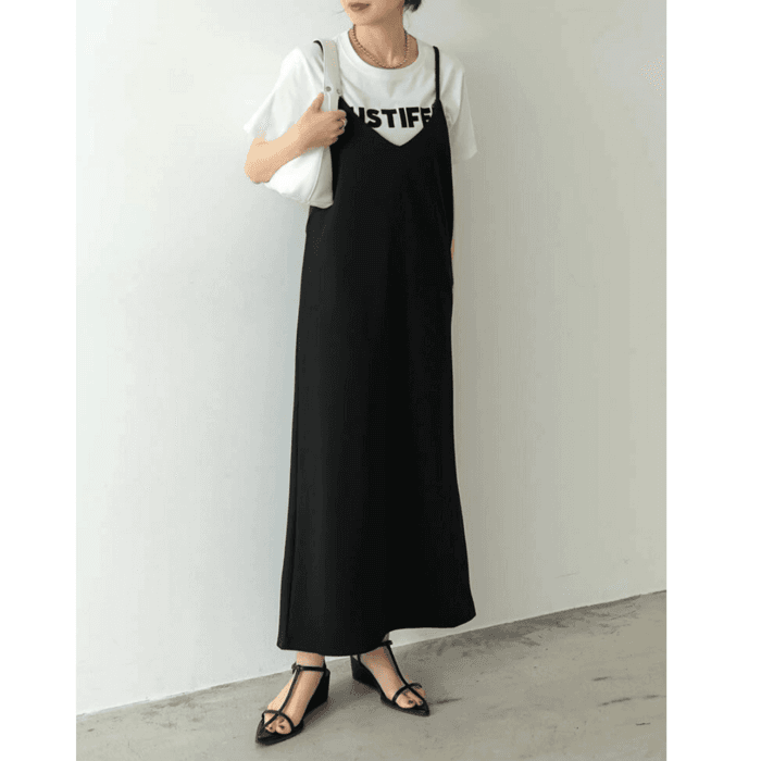 骨格ナチュラルスリット入りキャミワンピース