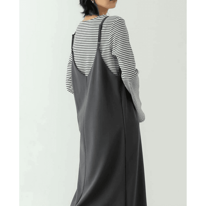 骨格ナチュラルスリット入りキャミワンピース