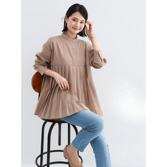 骨格ナチュラルミドル丈プリーツシャツ