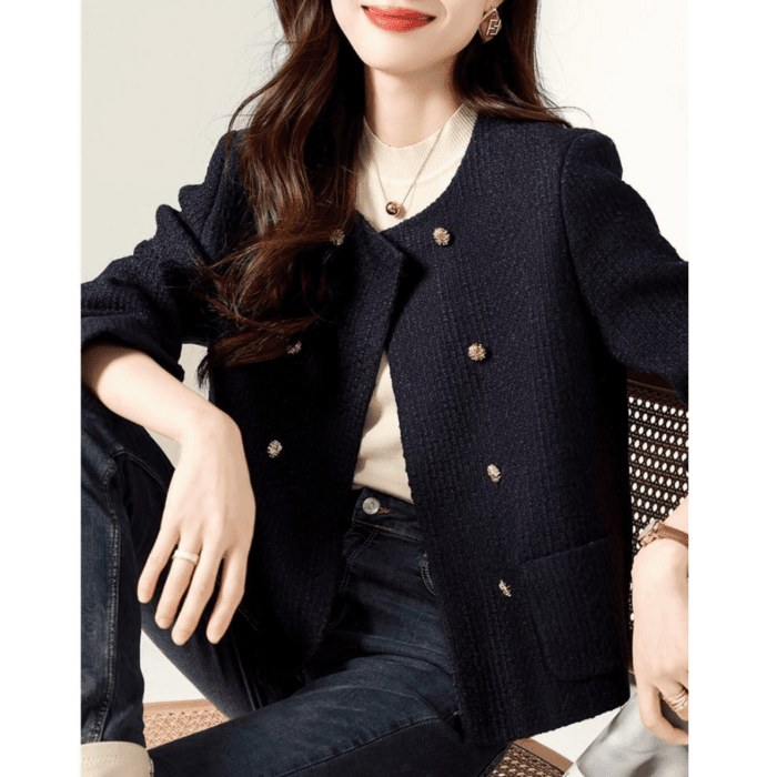 骨格ナチュラル金ボタンダブルジャケット