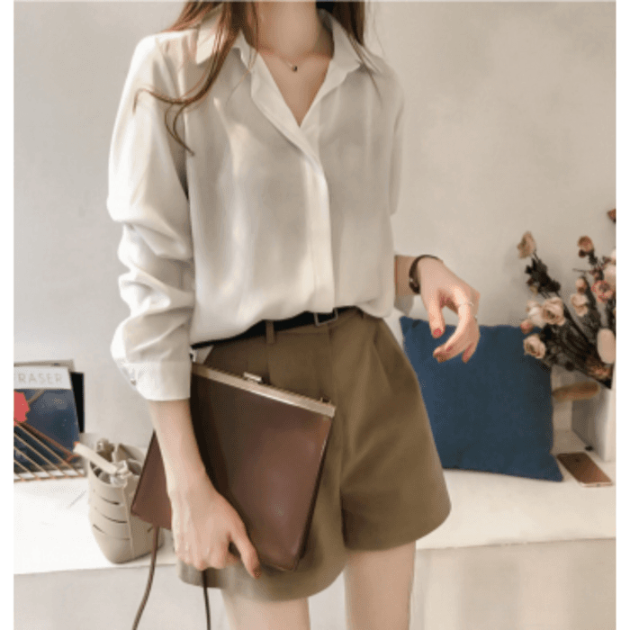 骨格ナチュラルシンプルブラウストップス