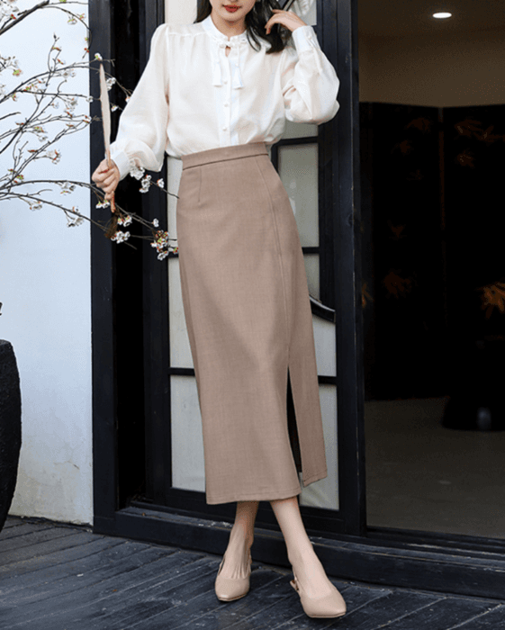 骨格ナチュラルスリットIラインロングスカート