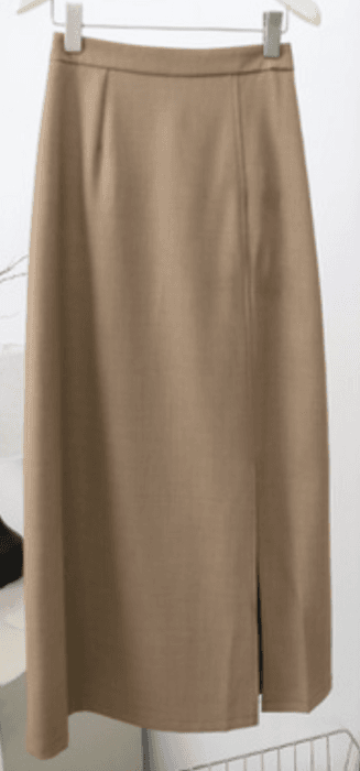 骨格ナチュラルスリットIラインロングスカート