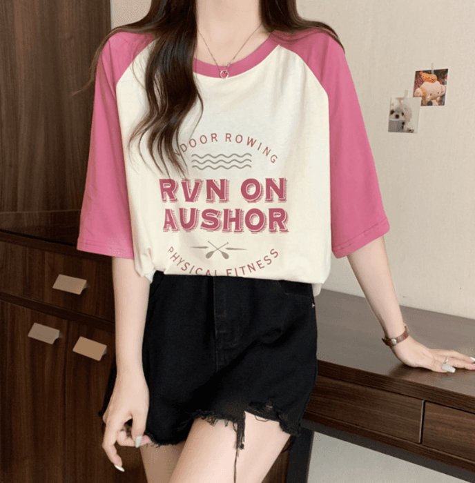骨格ナチュラル配色ラグランロゴTシャツ