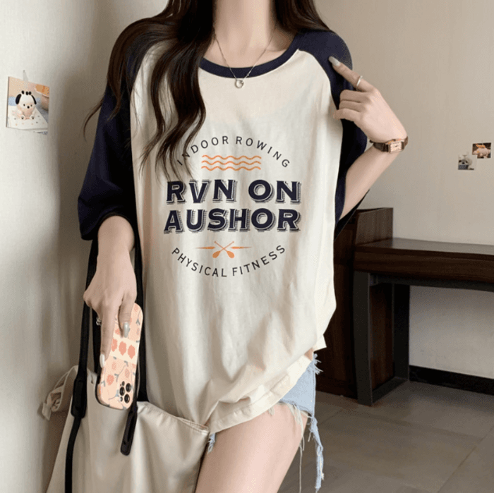 骨格ナチュラル配色ラグランロゴTシャツ