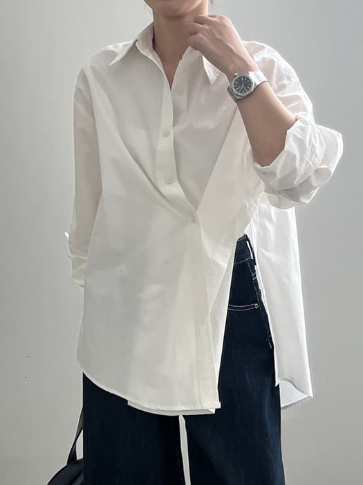 骨格ナチュラルテールカットオーバーシャツ