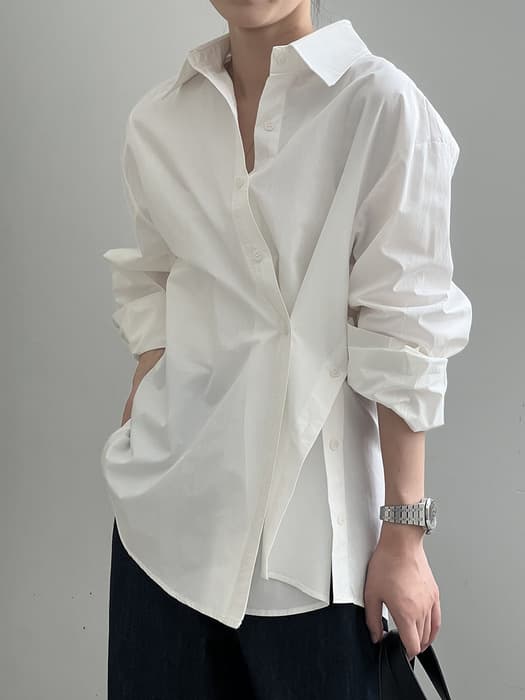 骨格ナチュラルテールカットオーバーシャツ