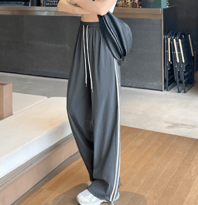 骨格ナチュラル速乾サイドラインワイドパンツ