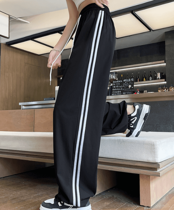骨格ナチュラル速乾サイドラインワイドパンツ