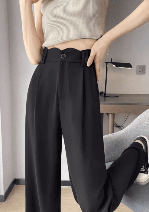 骨格ナチュラルストレートパンツ