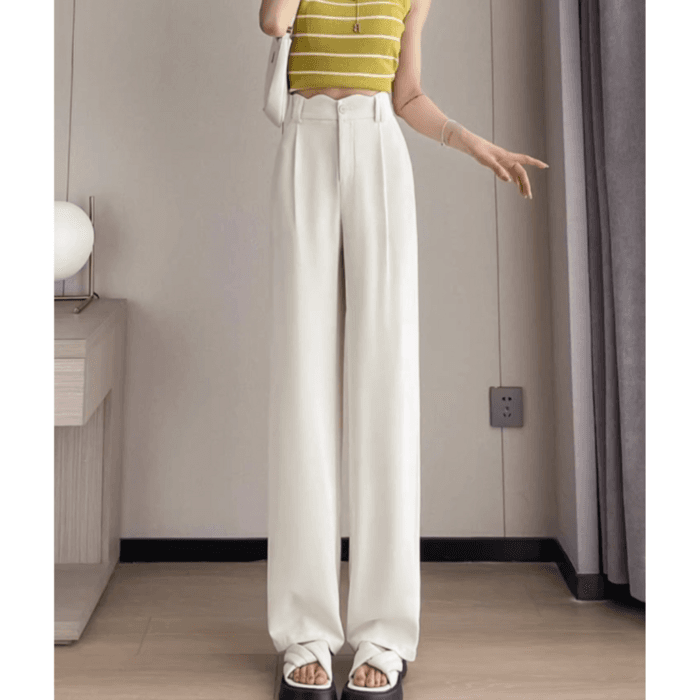 骨格ナチュラルストレートパンツ