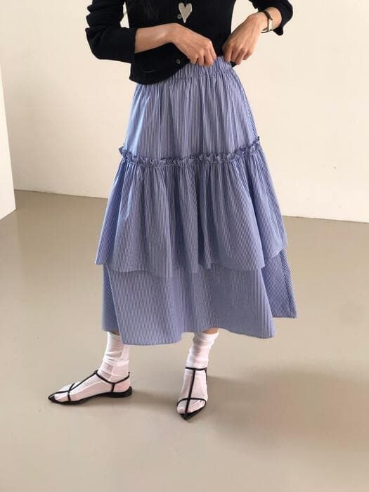 骨格ナチュラルラッフルトルムフリルティアードスカート