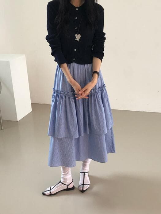 骨格ナチュラルラッフルトルムフリルティアードスカート