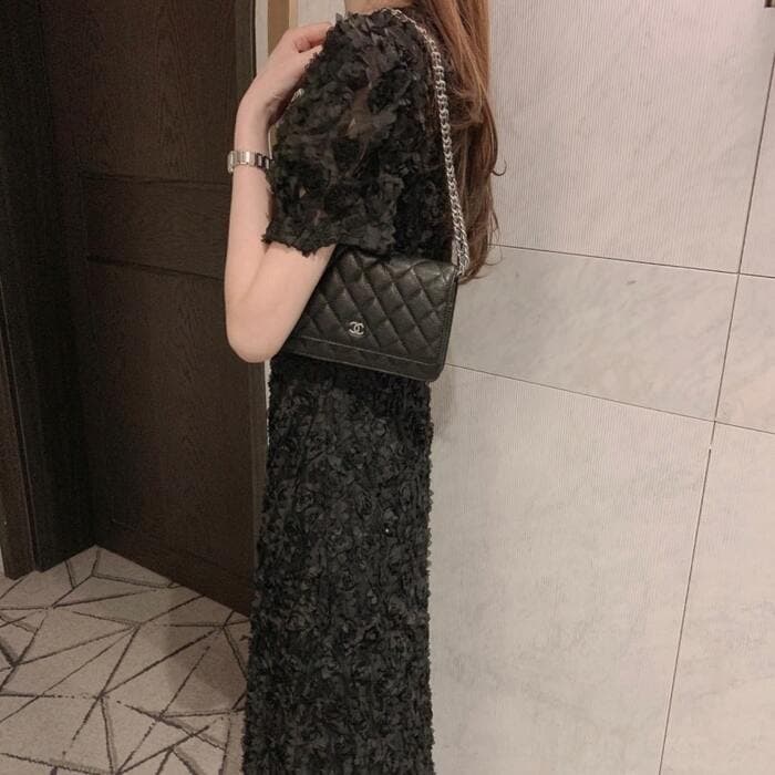 骨格ナチュラルパフスリーブVネック総フラワーレースデザインワンピース