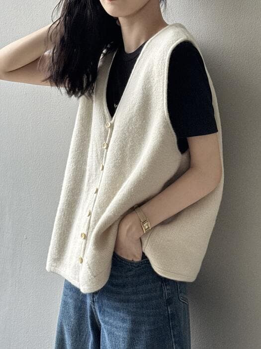 骨格ナチュラルVネックニットベスト