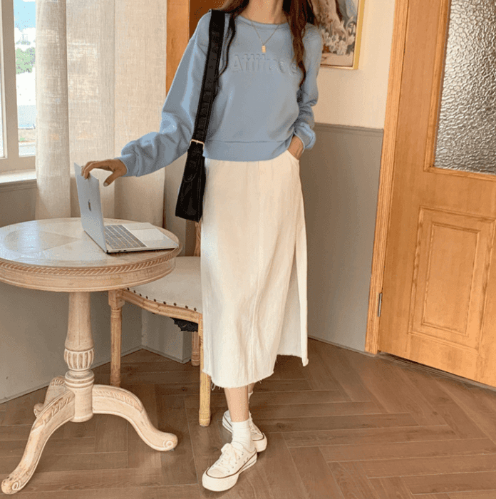 骨格ナチュラルロゴプルオーバーパーカートップス