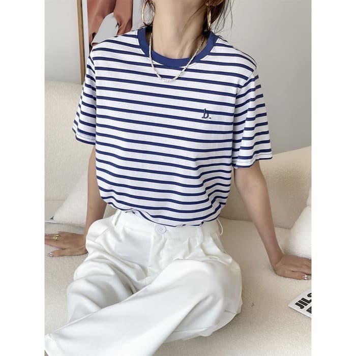 骨格ナチュラルボーダーTシャツ