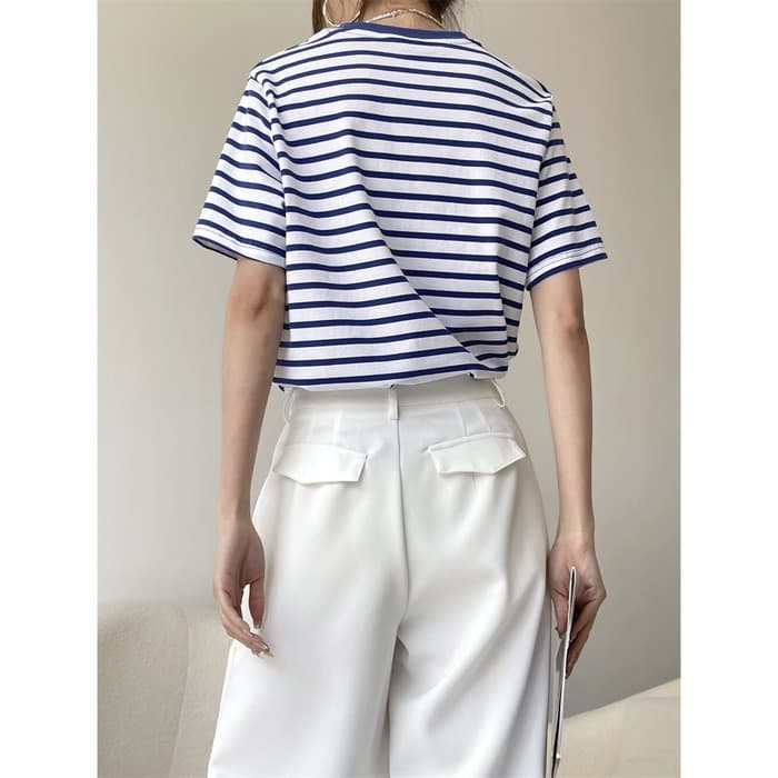 骨格ナチュラルボーダーTシャツ