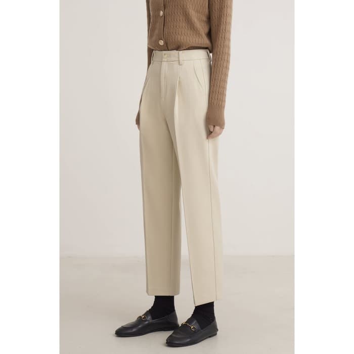 骨格ナチュラルセンタープレスパンツ