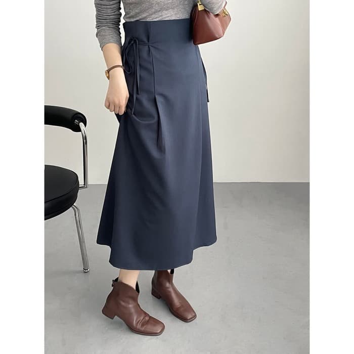 骨格ナチュラルサイドマークストレートスカート