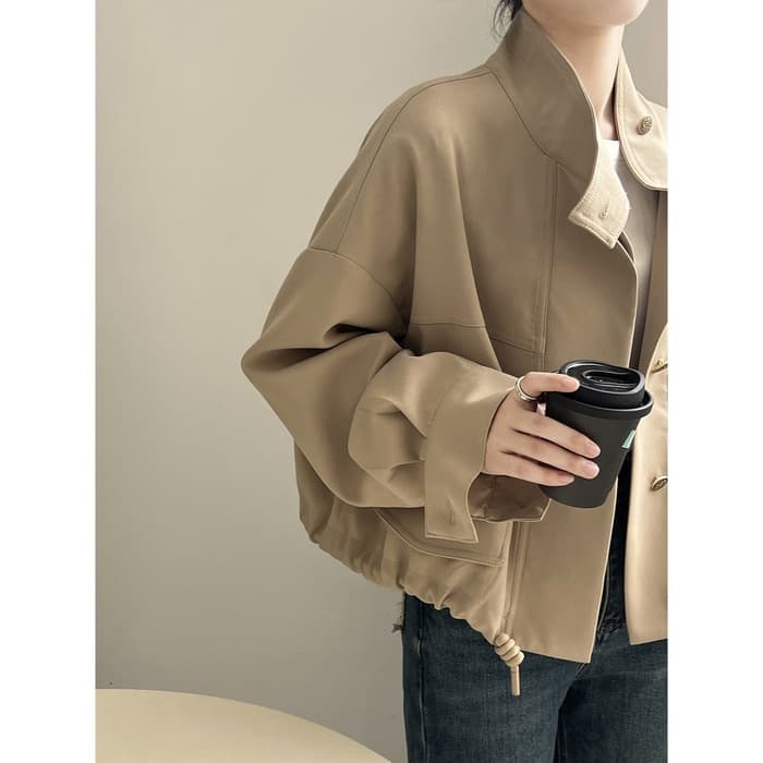 骨格ナチュラルショート丈アウター