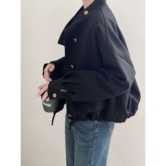 骨格ナチュラルショート丈アウター