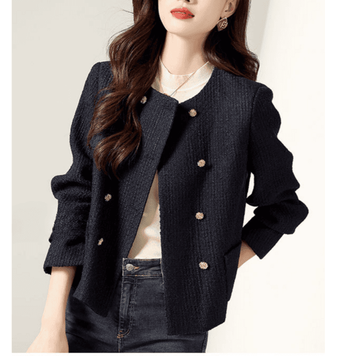 骨格ナチュラル金ボタンダブルジャケット