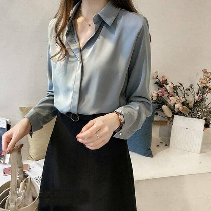 骨格ナチュラルシンプルブラウストップス