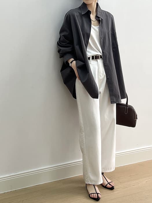 骨格ナチュラルスタイルカジュアルシャツ