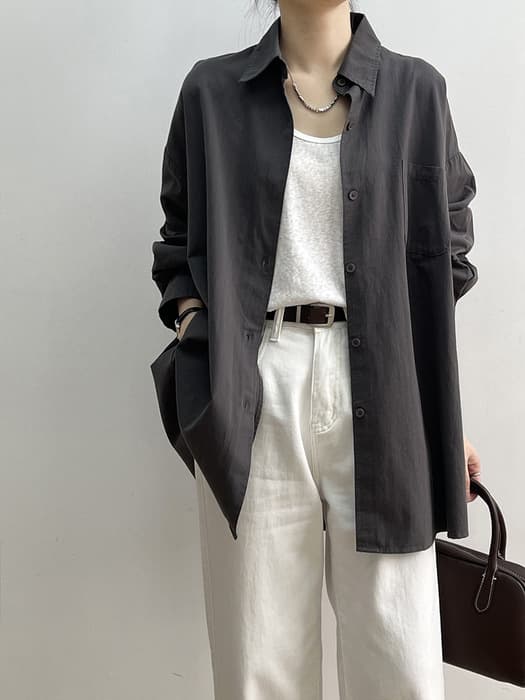 骨格ナチュラルスタイルカジュアルシャツ