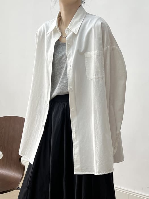 骨格ナチュラルスタイルカジュアルシャツ