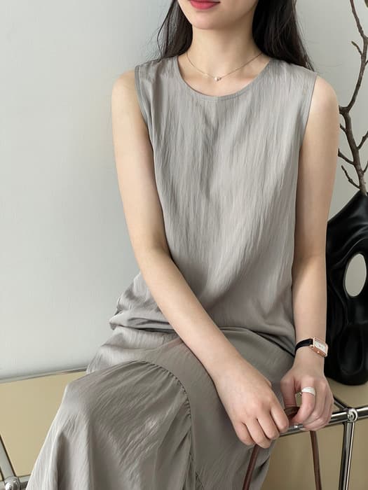 骨格ナチュラルノースリーブロングワンピース