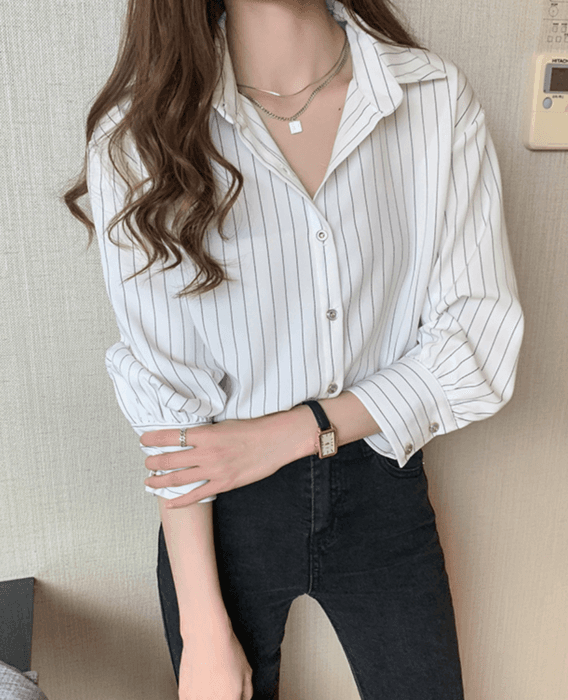 骨格ナチュラルストライプブラウストップス
