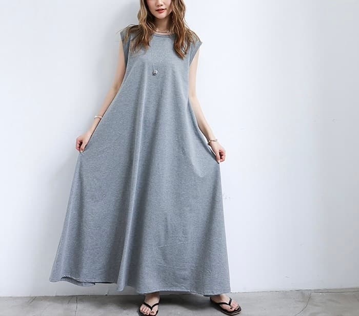 骨格ナチュラルフレアポケット付ワンピース