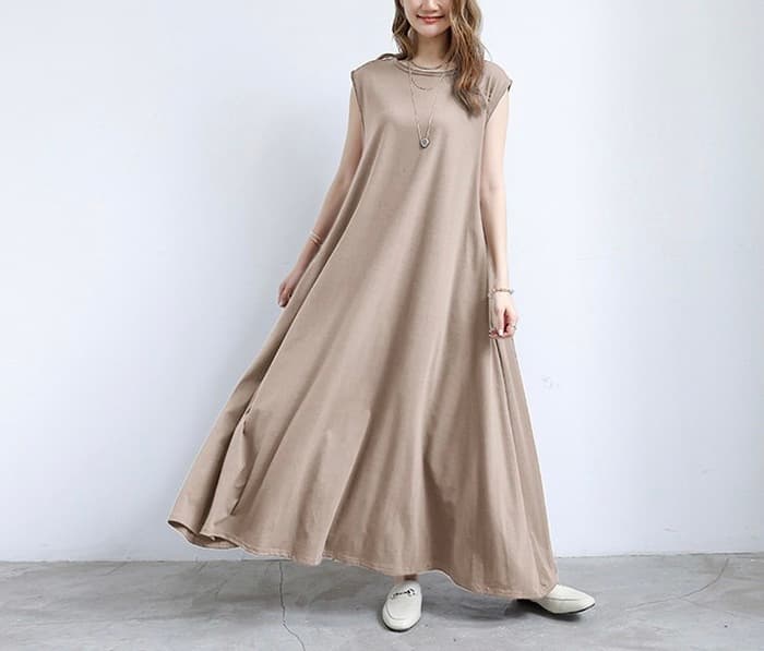 骨格ナチュラルフレアポケット付ワンピース