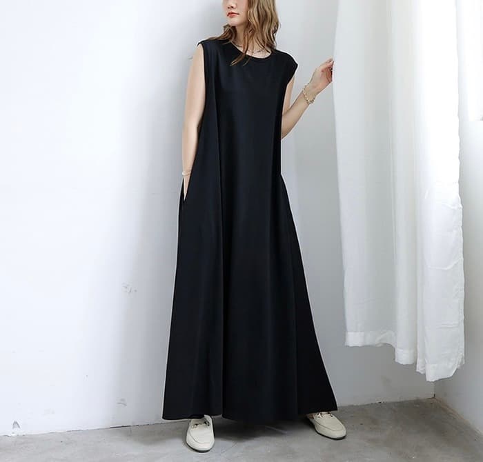 骨格ナチュラルフレアポケット付ワンピース