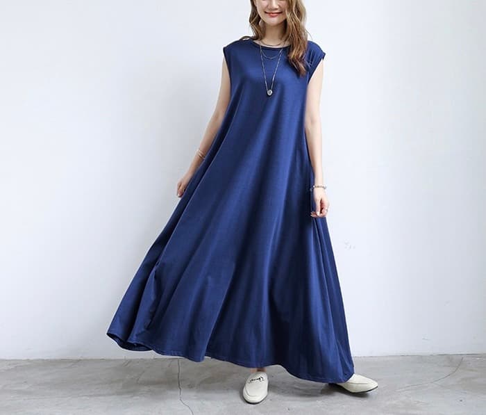 骨格ナチュラルフレアポケット付ワンピース