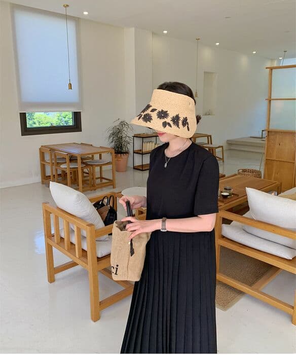 骨格ナチュラルプリーツ半袖ワンピース
