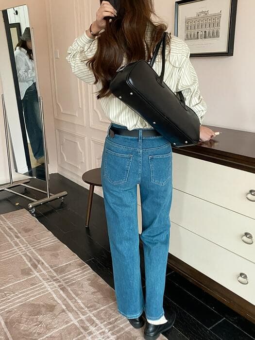 骨格ナチュラルストレートデニムパンツ