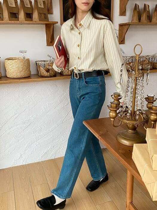 骨格ナチュラルストレートデニムパンツ