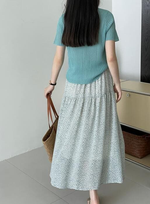 骨格ナチュラル花柄スカート