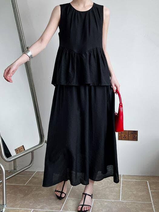 骨格ナチュラルノースリーブ×ロングスカートセットアップ