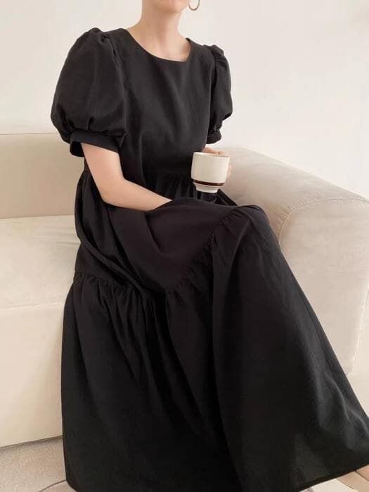 骨格ナチュラルパフスリーブティアードワンピース
