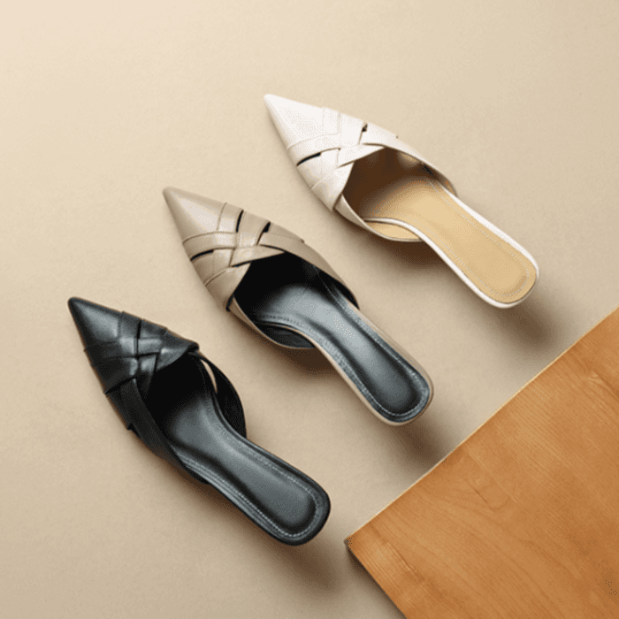 骨格ナチュラルミュールパンプス
