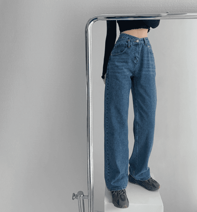 骨格ナチュラルウエストアクセントストレートデニムパンツ