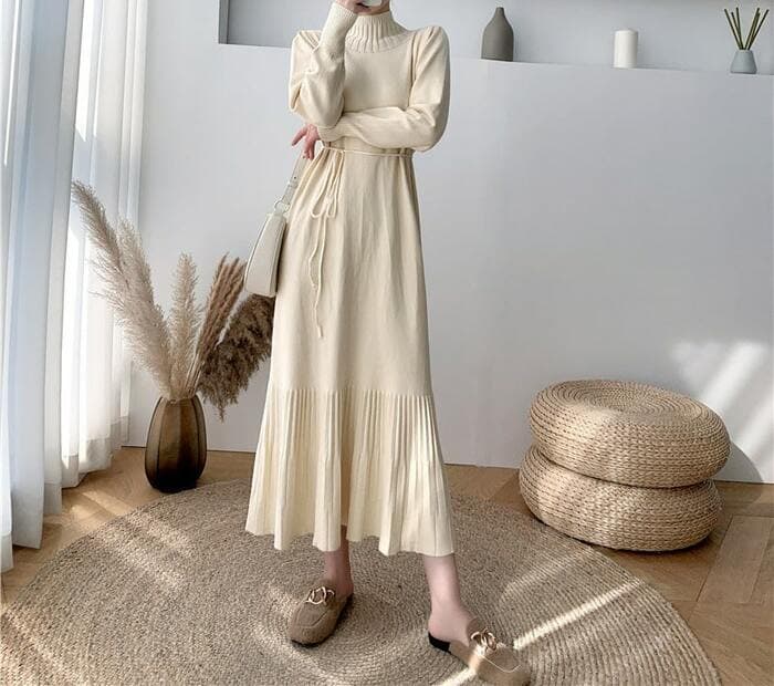 骨格ナチュラルプチネックウエストリボンプリーツニットワンピース