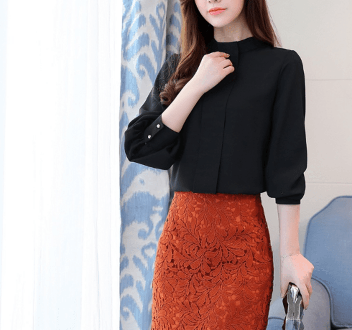 骨格ナチュラルシンプルノーカラーブラウストップス