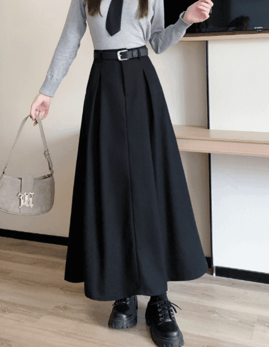 骨格ナチュラルベルト付き太プリーツロングフレアスカート