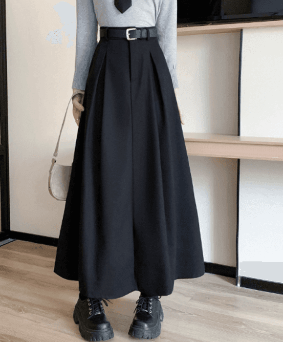骨格ナチュラルベルト付き太プリーツロングフレアスカート