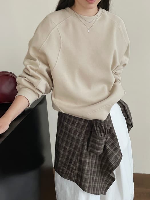 骨格ナチュラルラウンドネックオーバーサイズトップス